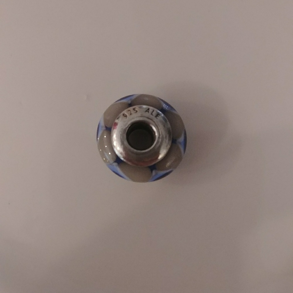 Pandora Glass Bead - Picture 2 of 3